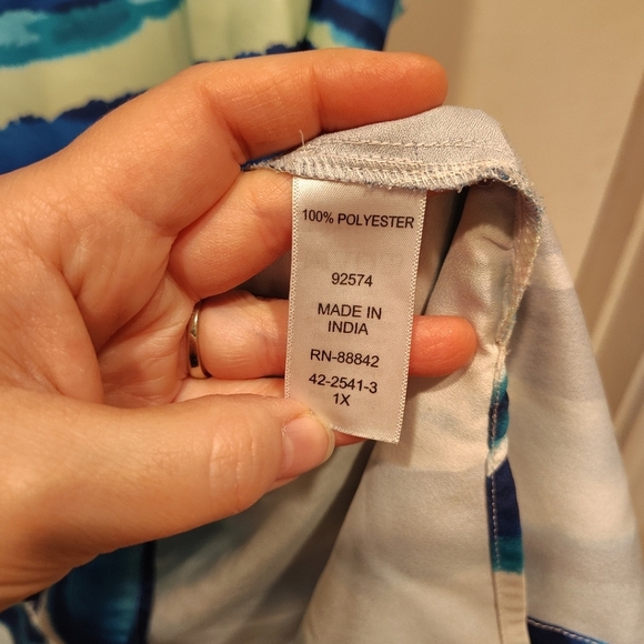 Women's Lot Of 2 Longline Tunic Tops 1X Catherines Eesome Electric Blue-Casual - Picture 8 of 9